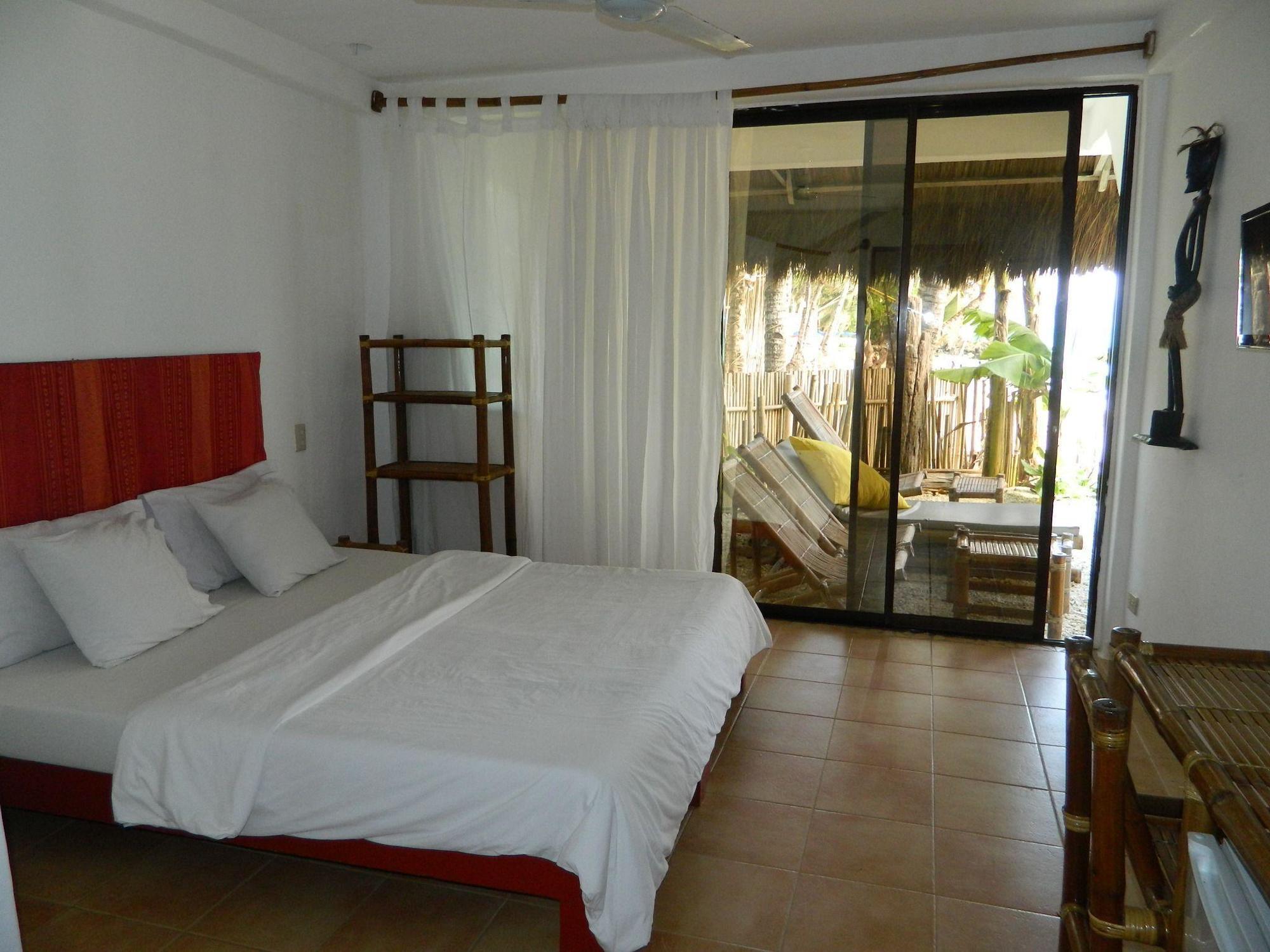 Artista Beach Villa Balabag  Εξωτερικό φωτογραφία