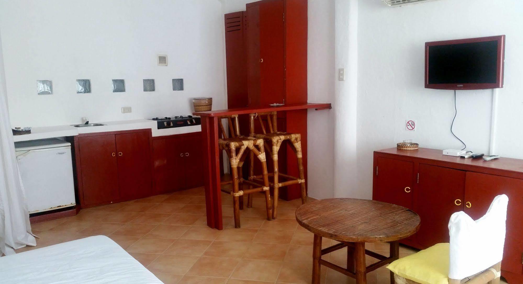Artista Beach Villa Balabag  Εξωτερικό φωτογραφία
