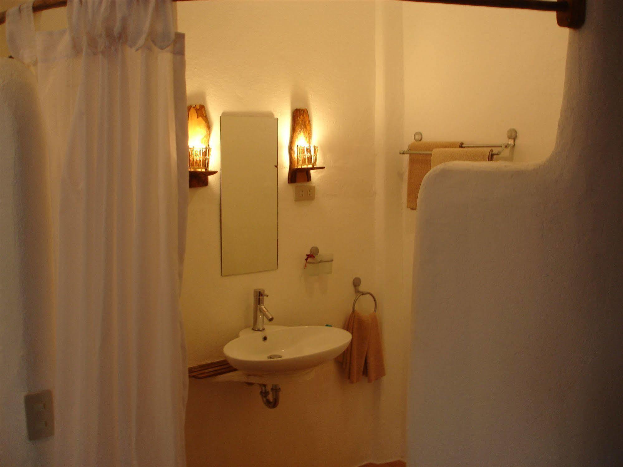 Artista Beach Villa Balabag  Εξωτερικό φωτογραφία