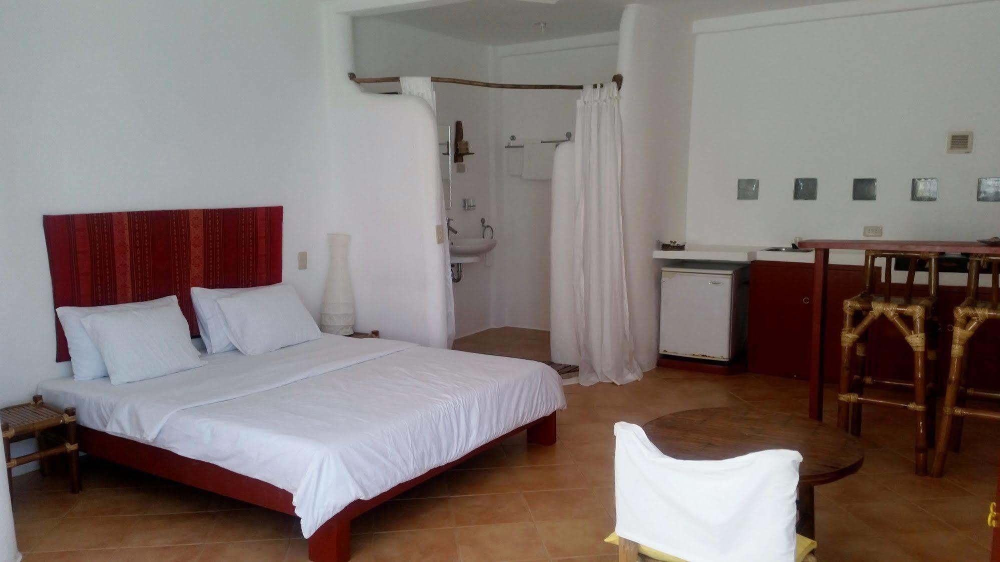 Artista Beach Villa Balabag  Εξωτερικό φωτογραφία