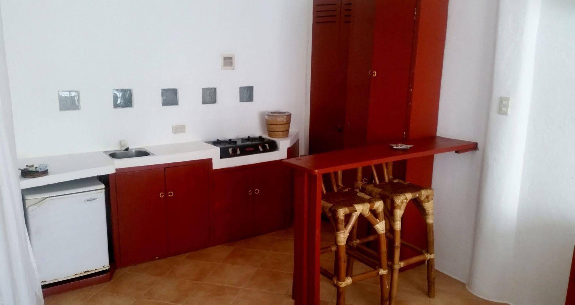 Artista Beach Villa Balabag  Εξωτερικό φωτογραφία