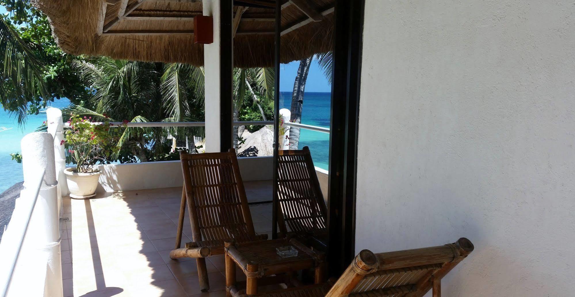 Artista Beach Villa Balabag  Εξωτερικό φωτογραφία